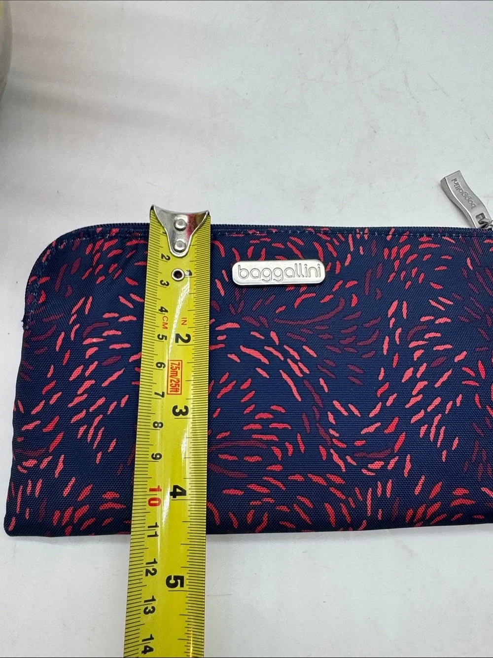 Baggallini Navy orange  Patterned Wristlet